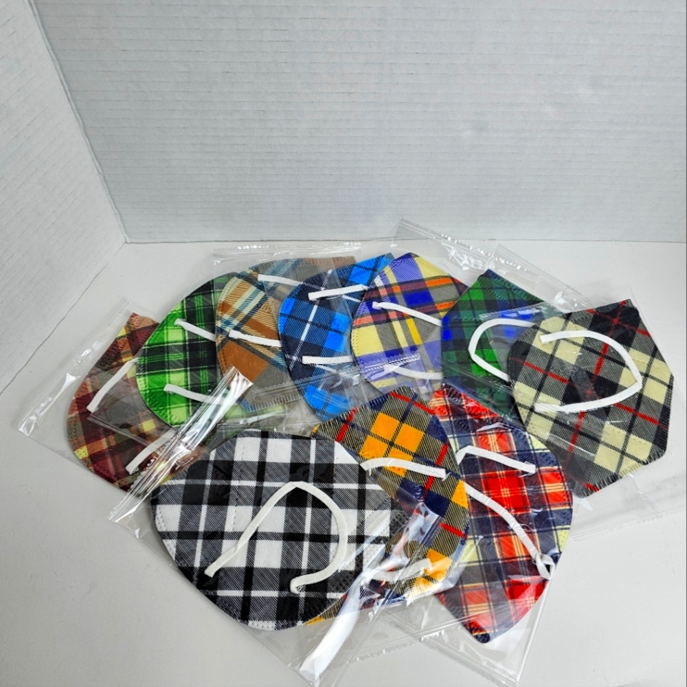 KN95 Facemask plaid tartan qty 10
